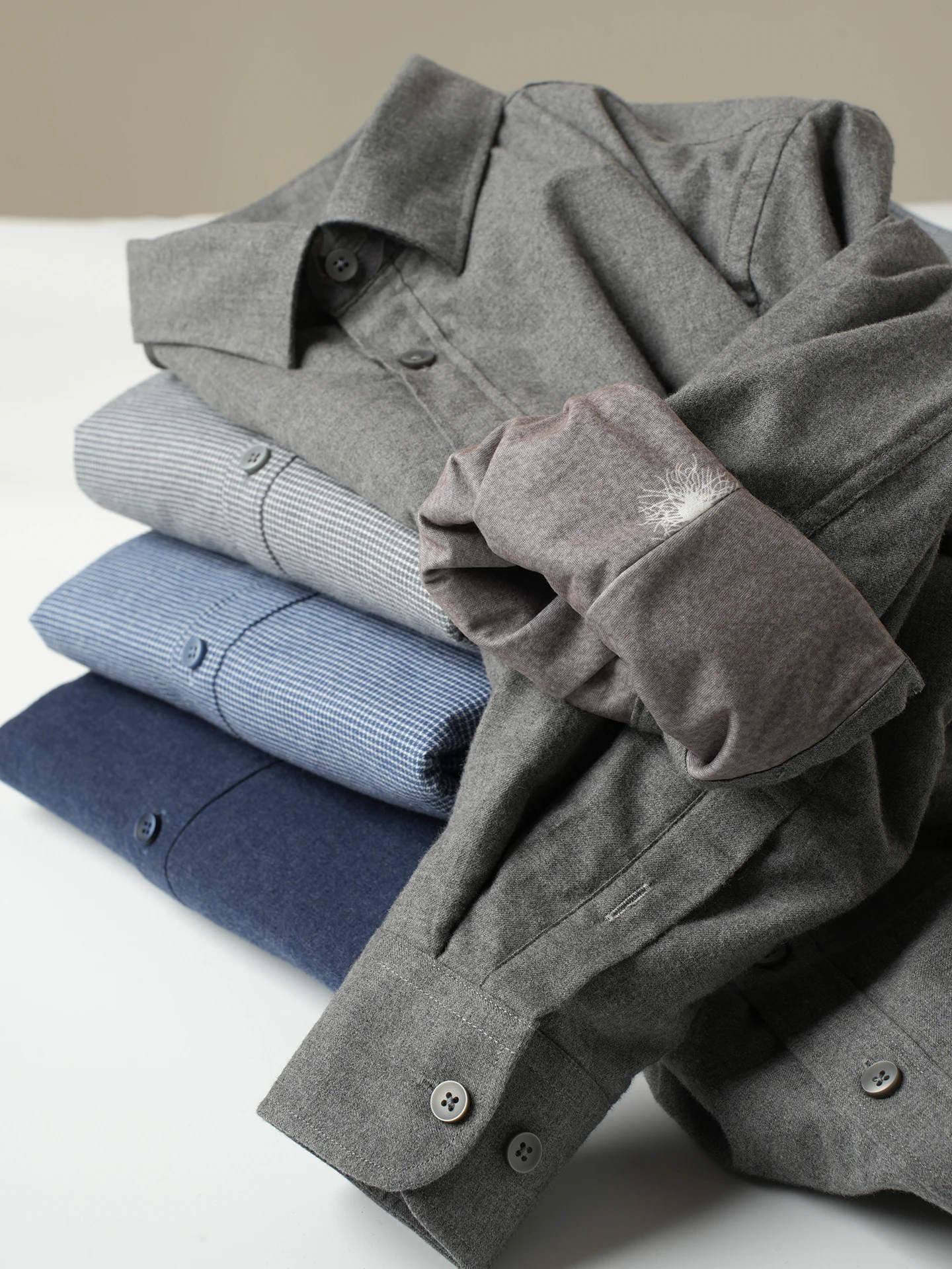 

Men's Goose down irt 90 Fill Power Pure Cotton Long Sve Warm Winter Sle Casual Wear Stand Fit Thiened Cotton irt