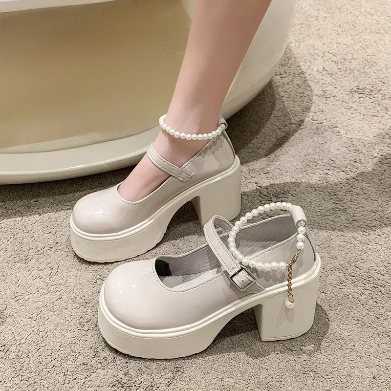 Zapatos de tacón alto con plataforma gruesa para mujer, zapatillas cómodas Mary Jane, color blanco, a la moda, otoño e invierno, novedad de 2024