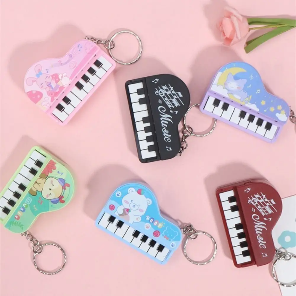 Solid Color Mini Electronic Piano Keychain Bear Vertical Mini Piano Key Pendant Animals Lovely Musical Instrument Piano Keyring