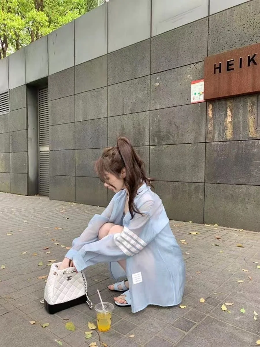 

Ultra-Lightweight Loose Women's Sun Protection Shirt Outerwear Comfortable Four-Color Versatile Trendy Regular-Length Casual ...