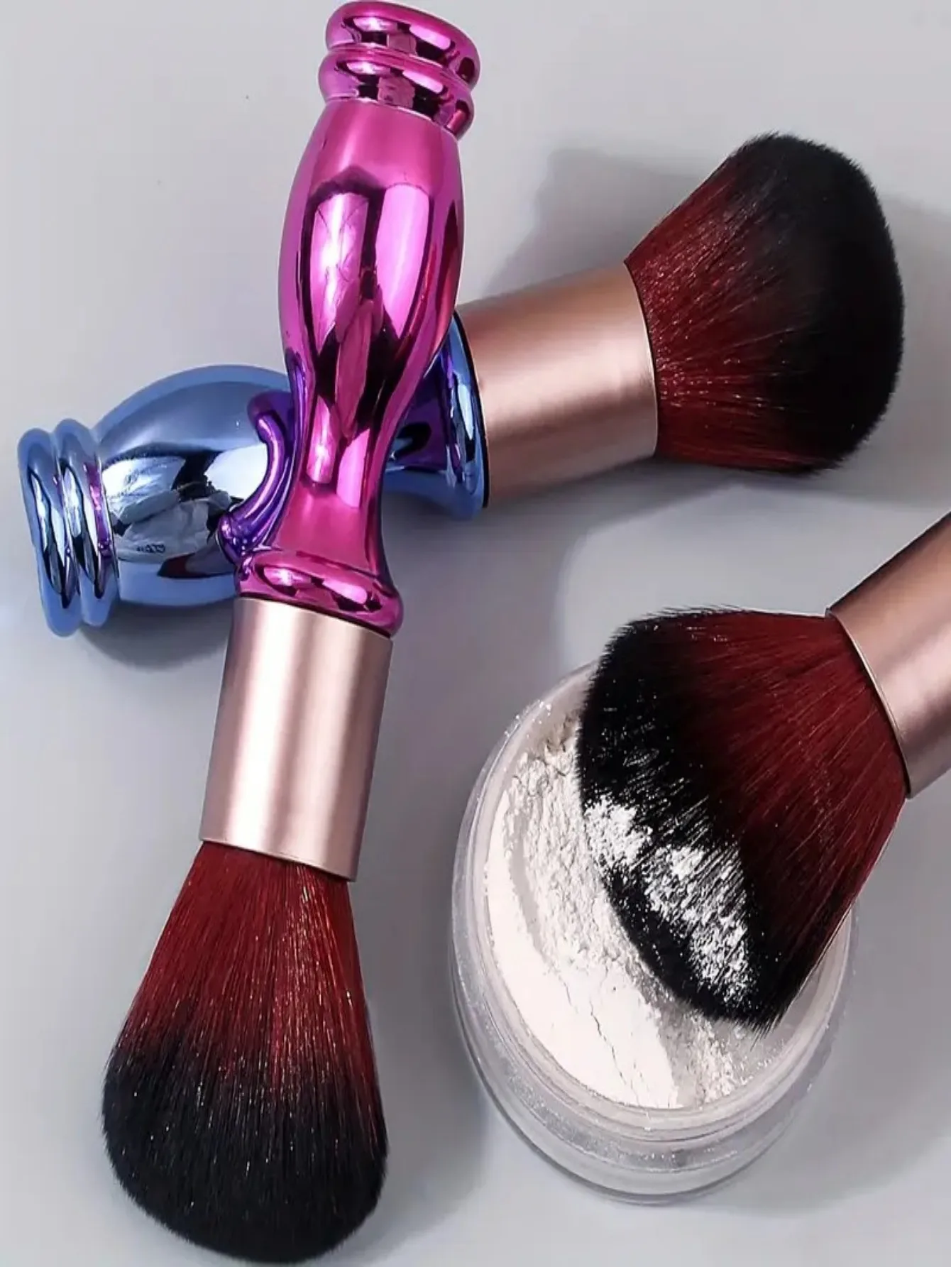 ベストセラーシングルピースルースパウダーブラッシュブラシ花瓶ギフトフェイシャルブラシメイクアップツールポータブル