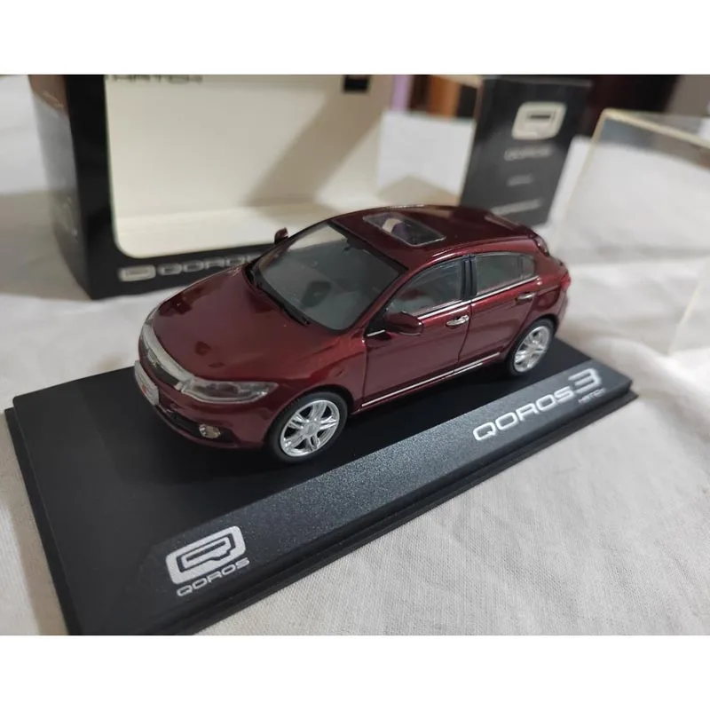 1:43 Scale Chery Qoros 3 Hatchback Alloy Car Model Collection Ornaments