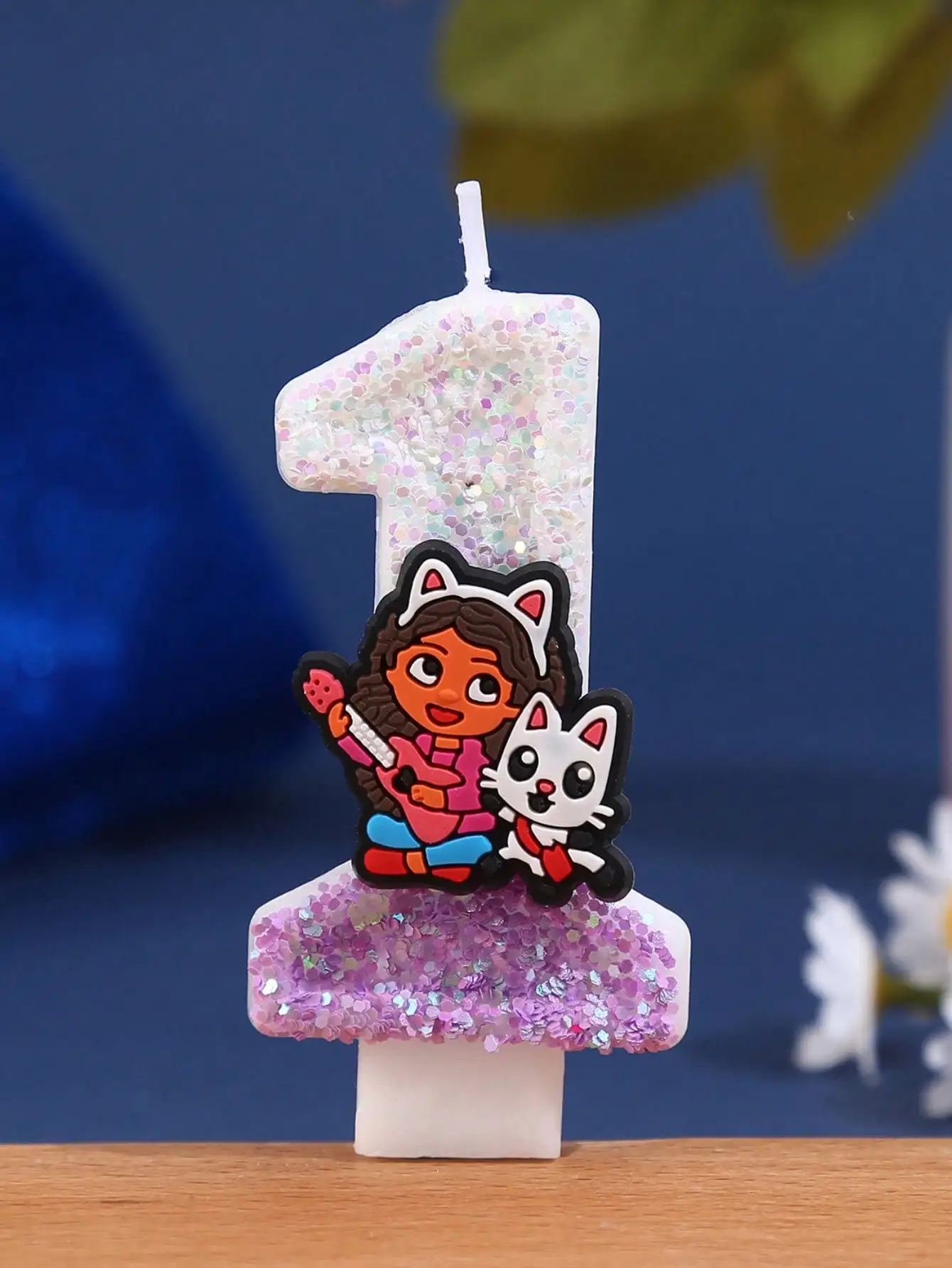 Gaby white and purple guitar cat-ear girl digital candle, a party gift, home decoration item, birthday and anniversary candle