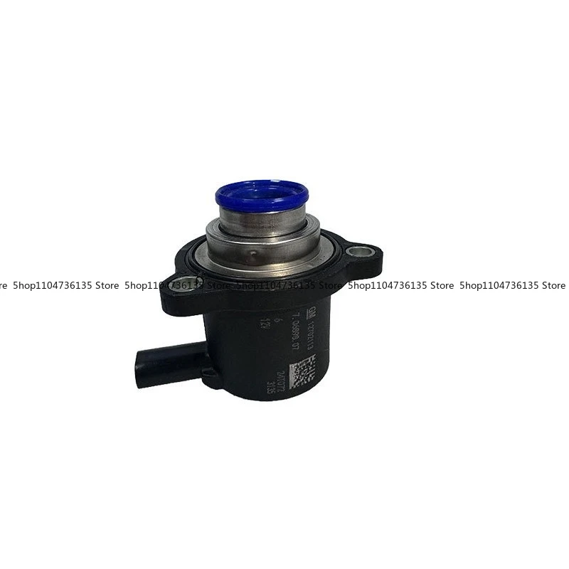 12702113 Suitable F… - image