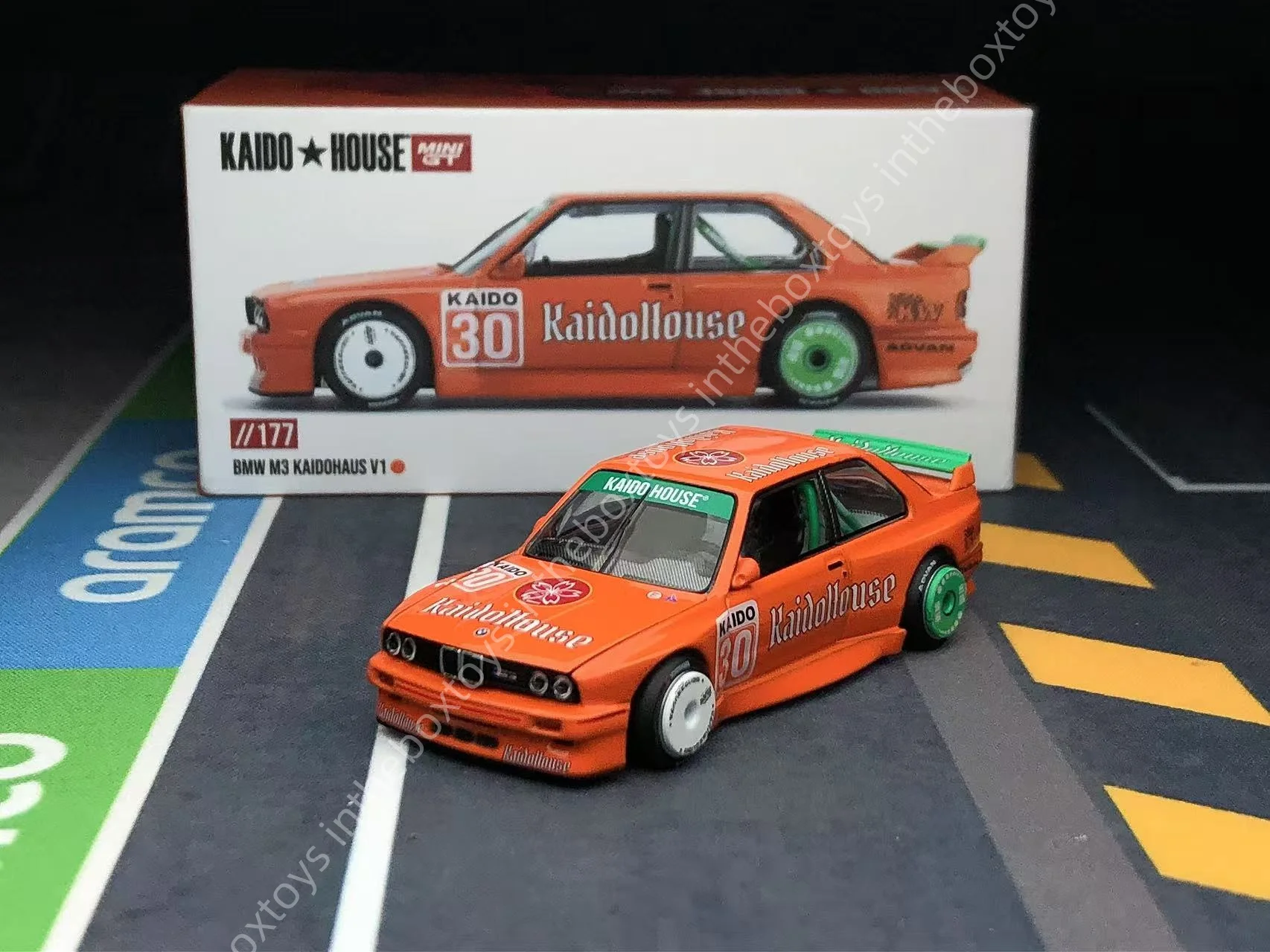 

Pop Race Store 1/64 Kaido House M3 Kaidohaus V1 KHMG177 Diecast Model Car Collection Limited Edition Toys