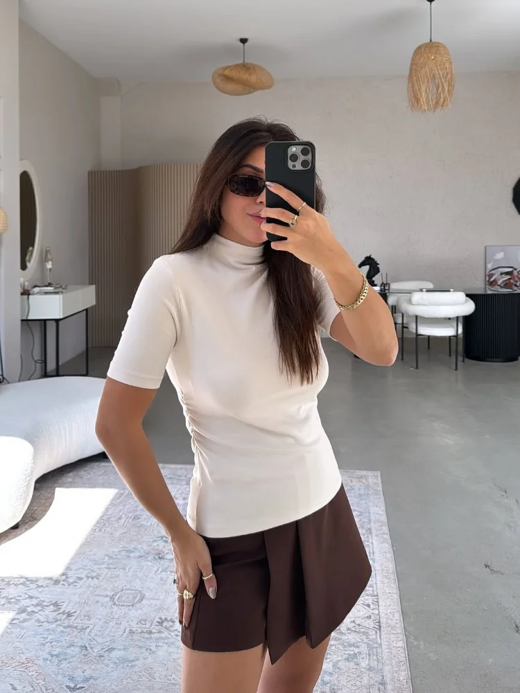 

Женские однотонные многослойные полубрюки, юбка, шикарные весенне-осенние металлические декоративные шорты с неровным подолом, женские повседневные шорты для поездок на работу