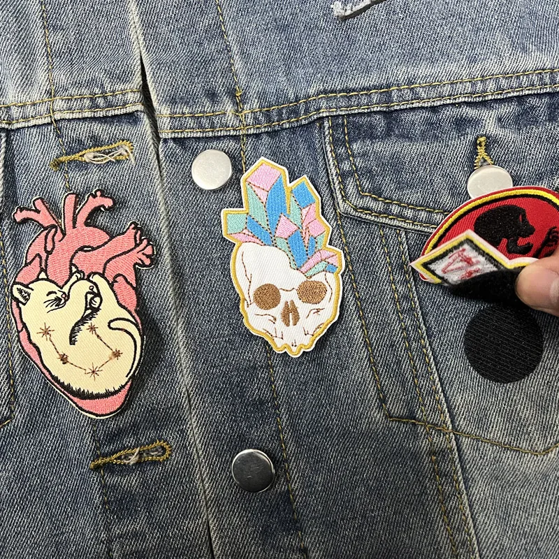 Animal Cat Heart Patch Punk Skull Embroidered Patches For Clothing Thermoadhesive Patches On Clothes Eyes Patch Stickers Badges