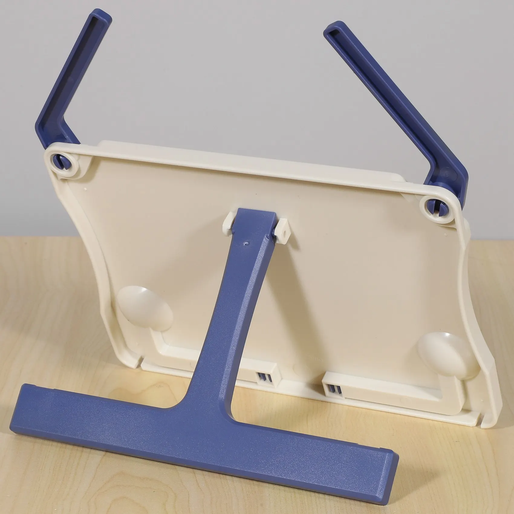 Hot AD-Folding Tabletop Music Stand ABS Sheet Music Holder Applicable For Guitar Piano Violin Universal Musical Instrument