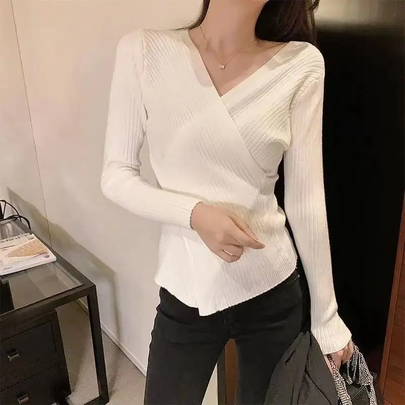 Women\'s Autumn and Winter New Fashion Minimalist Solid Color V-neck Cross Korean Versatile Long Sleeved Slim Fit Sweater Tops