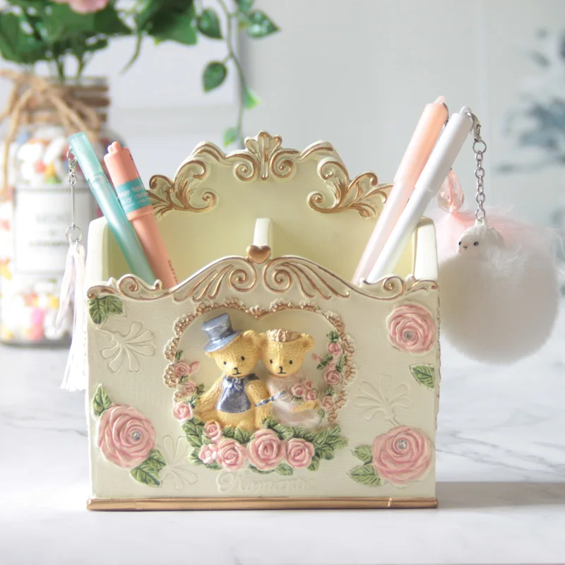 

CL pen holder cute multi-functional desk stationery European makeup brush storage classmates birthday gift creative desk
