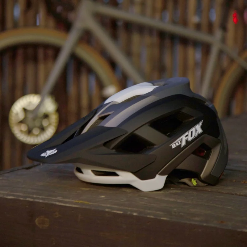 BATFOX Mountainbike-Helm mit austauschbarem, warmem Ohrenschutzfutter, Winter-Elektroroller-Sicherheitsausrüstung, MTB-Fahrradhelme – Detail 21