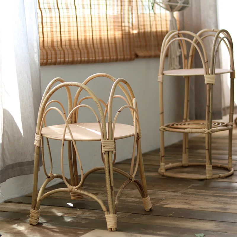 حامل زهور منسوج من الروطان الطبيعي، أوعية هبوط شمالية للنباتات، رف متعدد الطبقات للنباتات، ديكور رف الشرفة