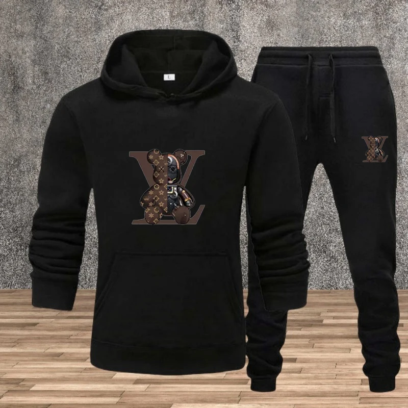 Un set da due pezzi da uomo alla moda per l'autunno e l'inverno con cappuccio e pantaloni sportivi caldi per fare jogging, fitness e abbigliamento casual