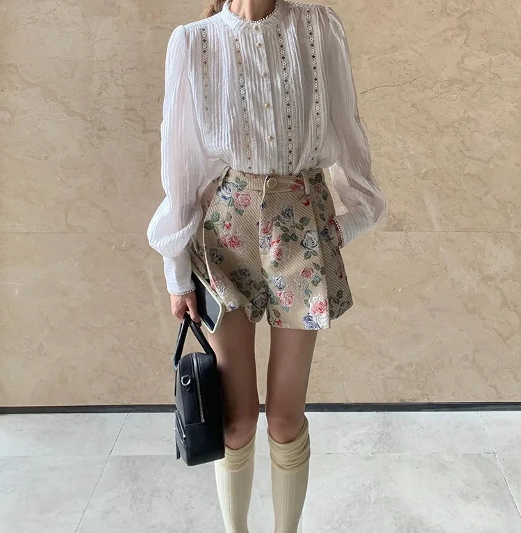 

2026 New Hollow Design Shirt Exquisite Embroidered Lantern Sleeve Top Women's Suit