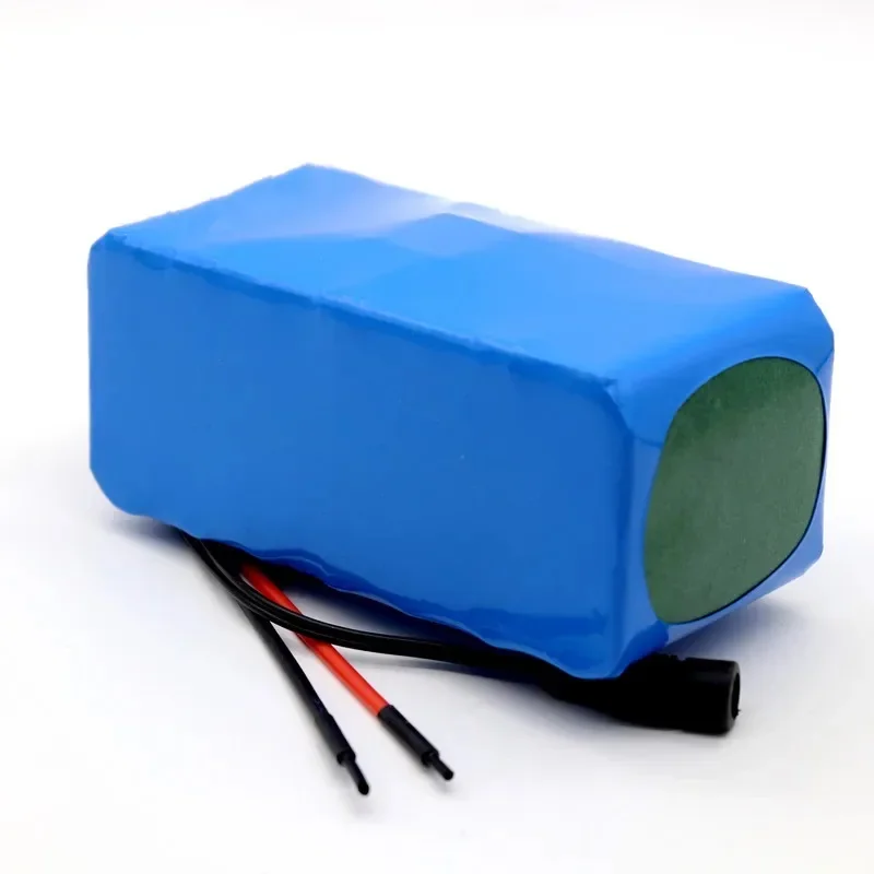 7S3P Li-ion Battery Pack 29.4V 14Ah with 20A Balanced BMS for Electric Bicycle Scooter Power Wheelchair +2A Charger