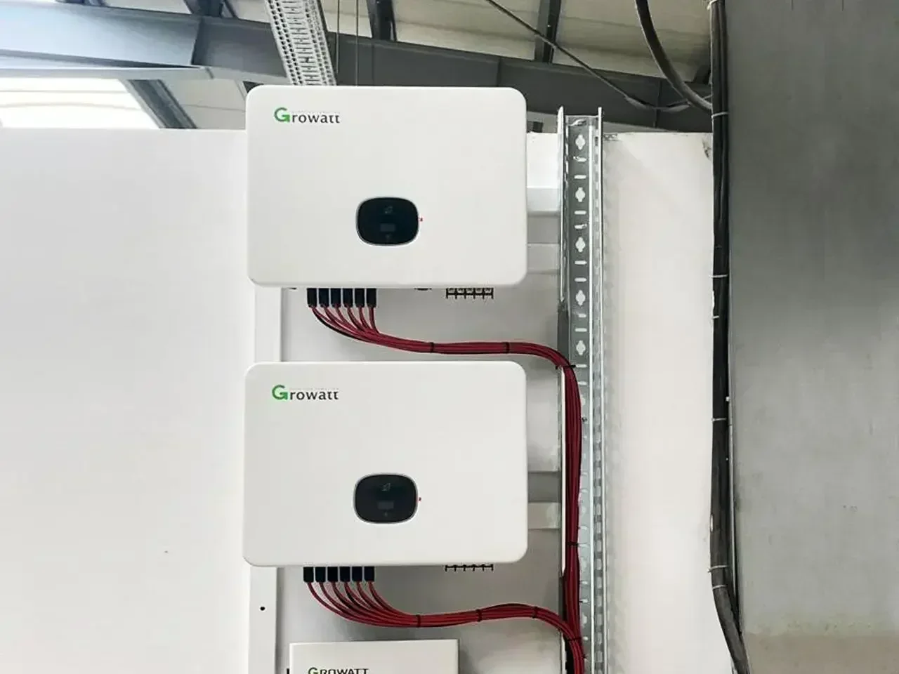 Growatt شبكة تعادل عاكس الطاقة الشمسية 30KW 40KW 50KW 100KW 3 المرحلة شبكة التعادل لوحة طاقة شمسية العاكس بدون بطارية