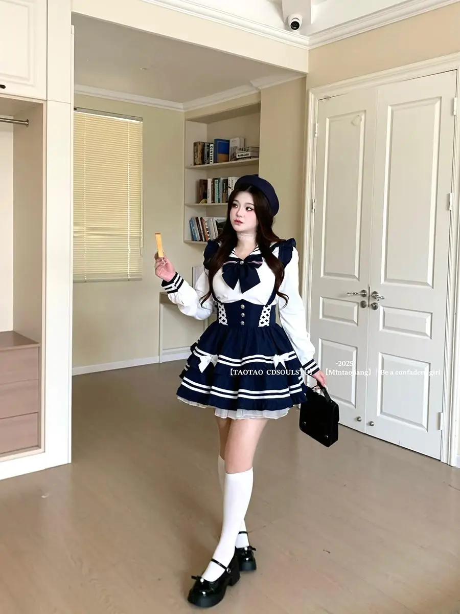 Camicia con fiocco che riduce l'età a maniche lunghe allentata giapponese dolce blu scuro taglie forti Set di gonne con cinturino alla moda blu a vita alta per ragazza carina