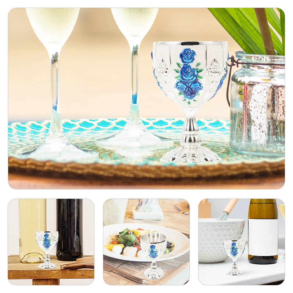 

2Pcs Retro Metal Wine Cup Exquisite Mini Drinking Cup Suitable for Whiskey Liquor Tea Coffee Juice Small Wine Cups