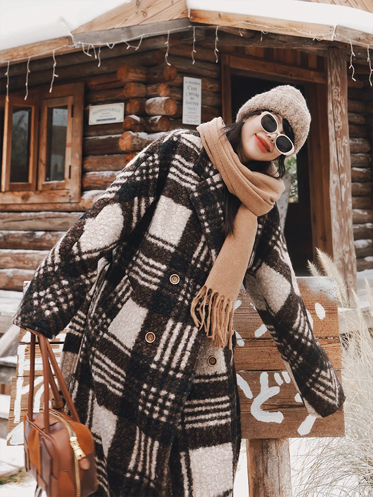 เสื้อโค้ทกันหนาวสำหรับผู้หญิง แขนยาว ความยาวครึ่งน่อง ผ้าขนแกะเทียม ลายสก็อต อุ่น หนา แฟชั่น กระดุมสองแถว