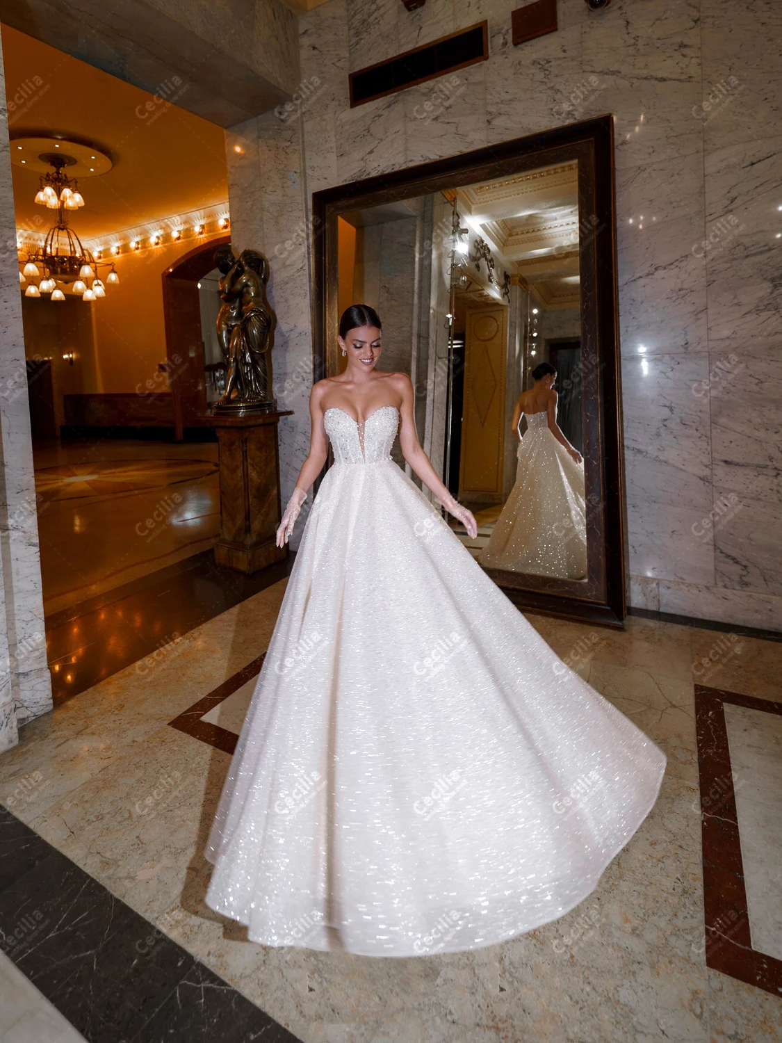 Glitterชุดแต่งงานGorgeousชุดเจ้าสาวStrapless Backless Robesสําหรับพรรคอย่างเป็นทางการเซ็กซี่Vestidos De Noviaที่กําหนดเอง 2025