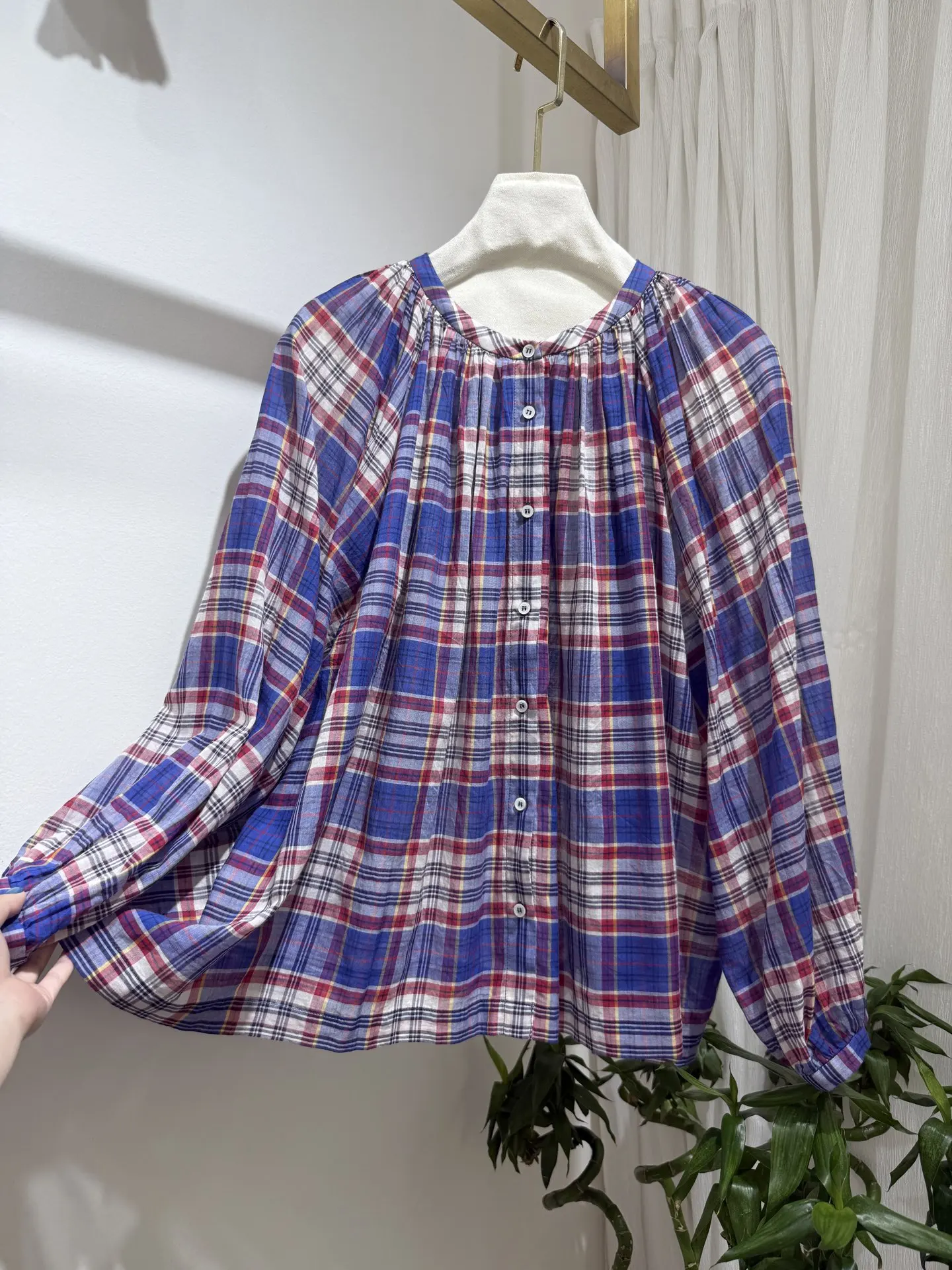 

Autumn 2025 Women Cotton Blouse Top Lantern Sleeve Round Neck Single Breasted Casual Ladies Plaid Shirt