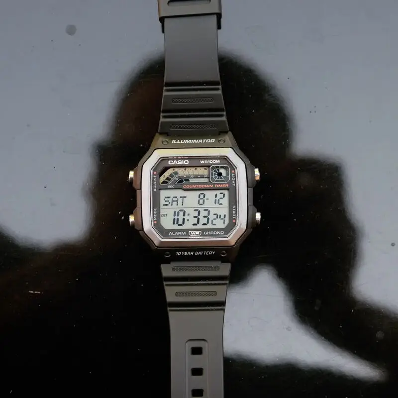 ساعة كاسيو أصلية للرجال مقاومة للماء في الهواء الطلق ساعة كوارتز كهربائية متعددة الوظائف رياضية للطلاب شاشة رقمية للرجال