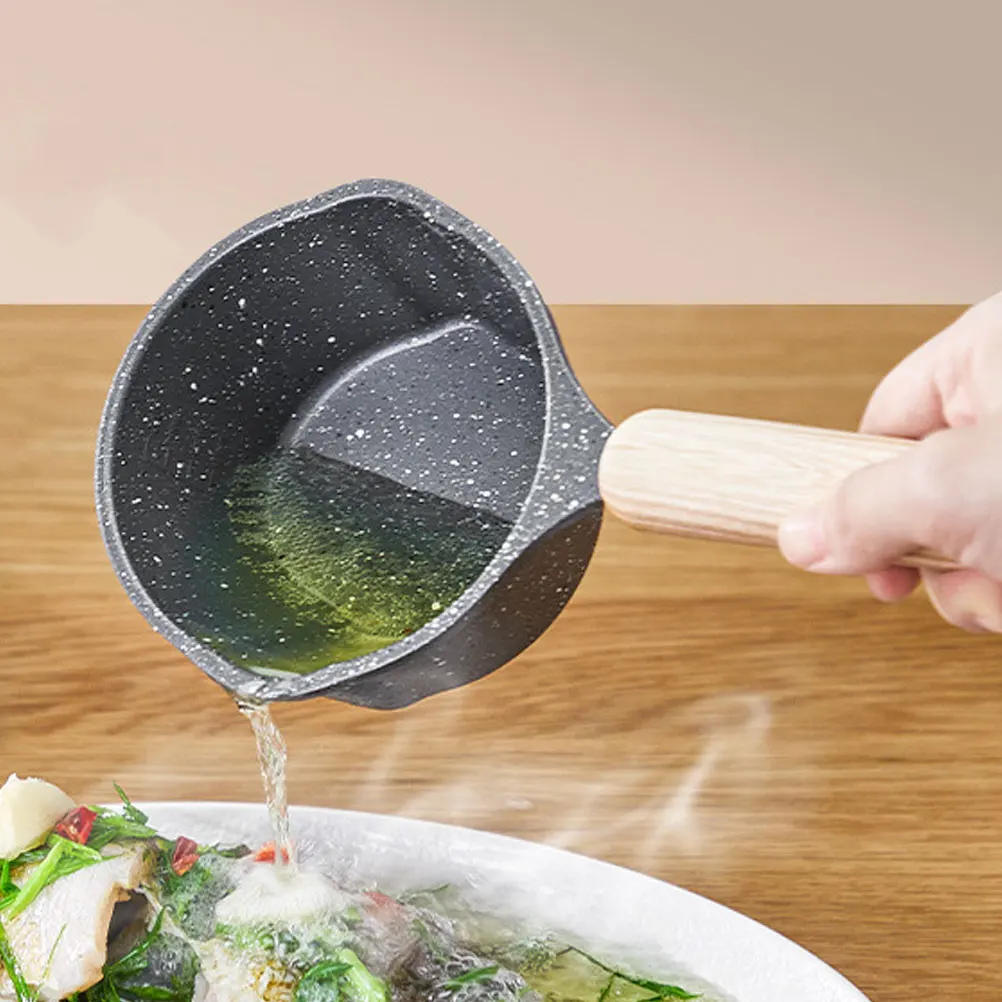 

Thickened Nonstick Small Milk Pot Kitchen Saucepan Butter Melting Pan Stovetop Portable Spout Handle Small Oil Pot