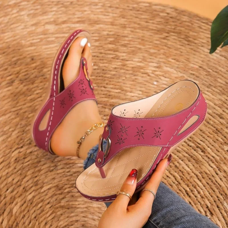 Summer Women's Wedge Shoes New Retro Slip on Platform Wedge Slippers for Women Outdoor Casual Beach Shoes Women's Flip Flops