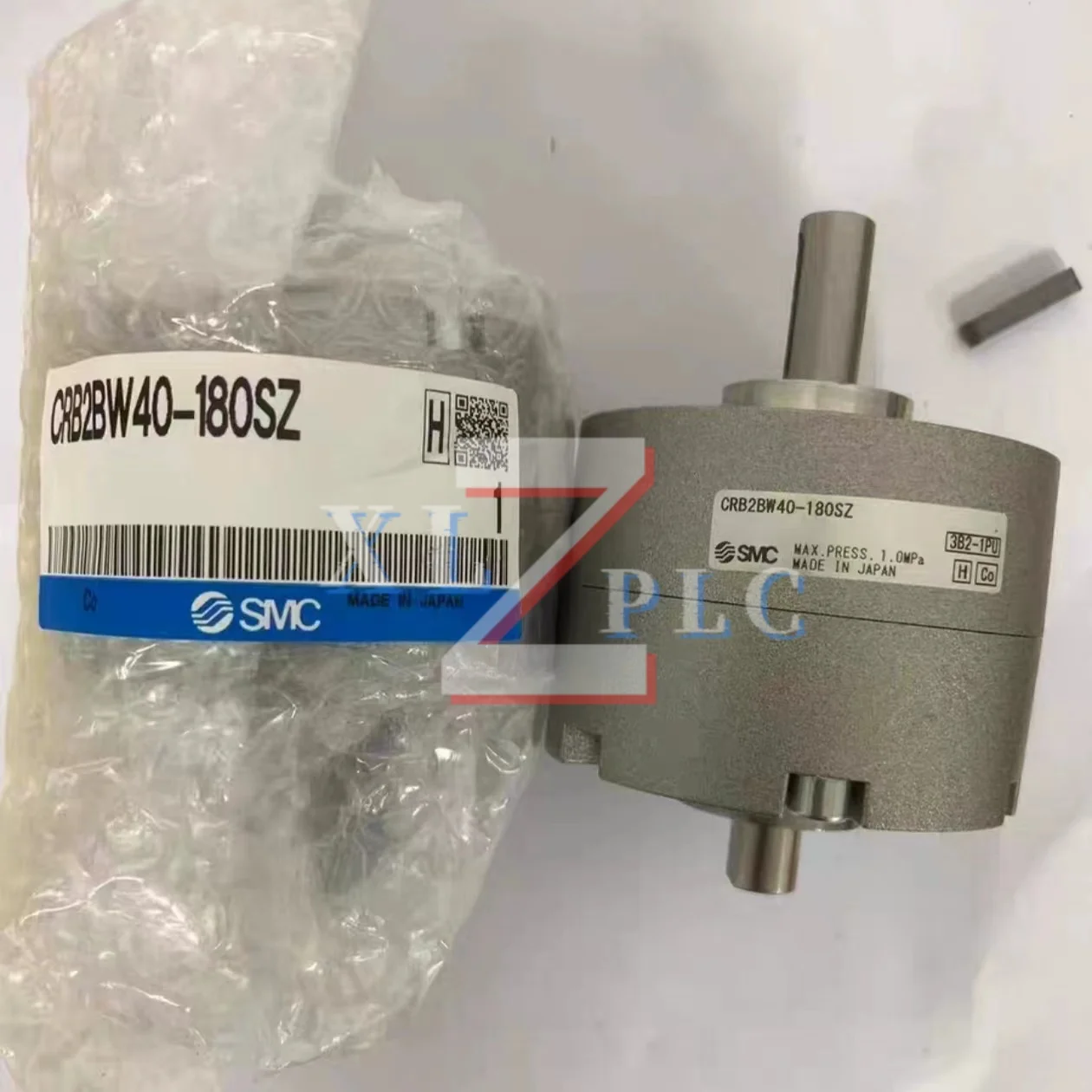 กระบอกสูบหมุน CRB2BW40-180SZ SMC ของแท้ใหม่ กระบอกสูบแกว่ง CRBU2W20-180SZ