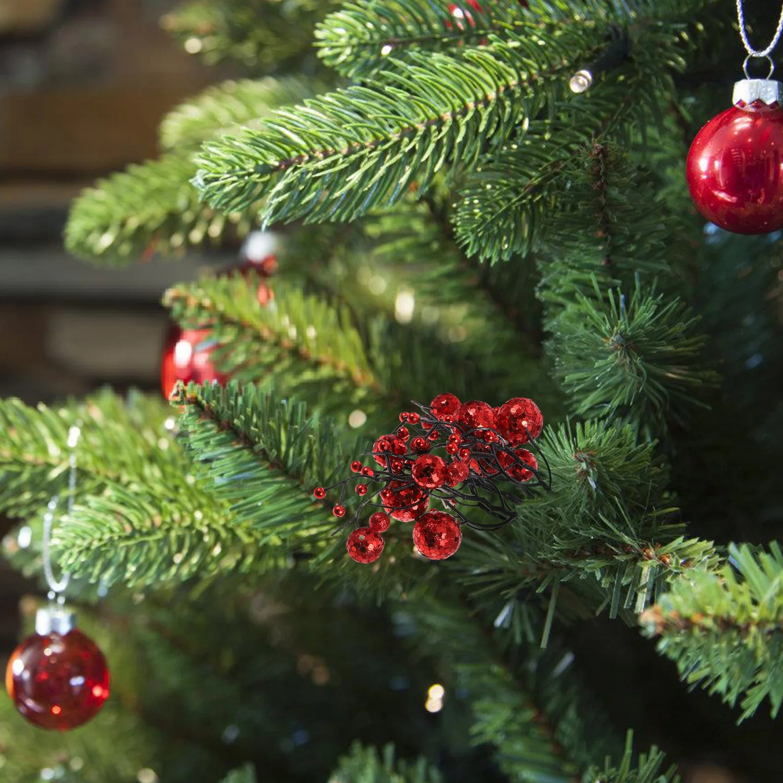 

Artificial Red Glitter Christmas Berries Stems for Holiday Xmas Tree Ornaments Filler DIY Wreath Decoration Sparkling Berry Stem