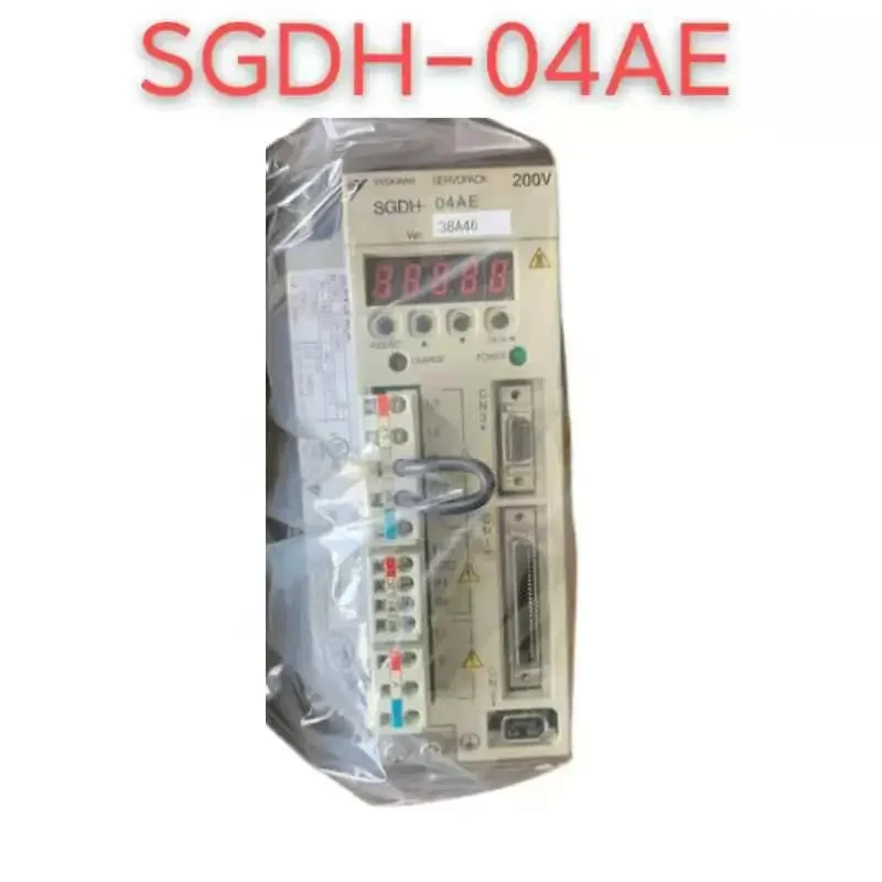 Nouvel amplificateur servo SGDH-04AE original pour les machines de système de commande numérique par ordinateur