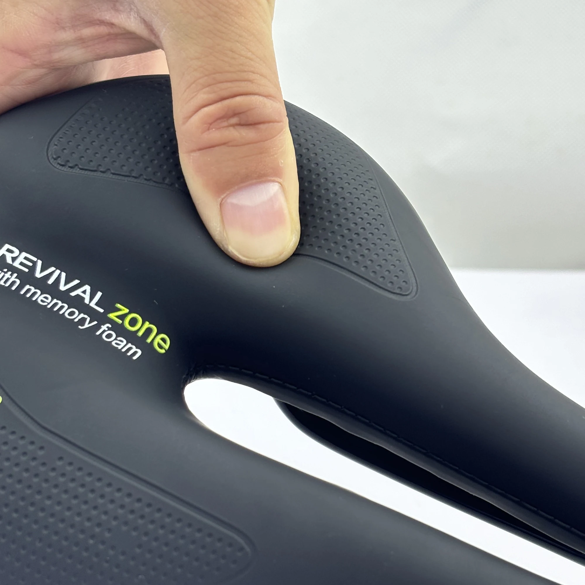 Thumbnail 3 - #82 Best Saddles to Buy In 2026