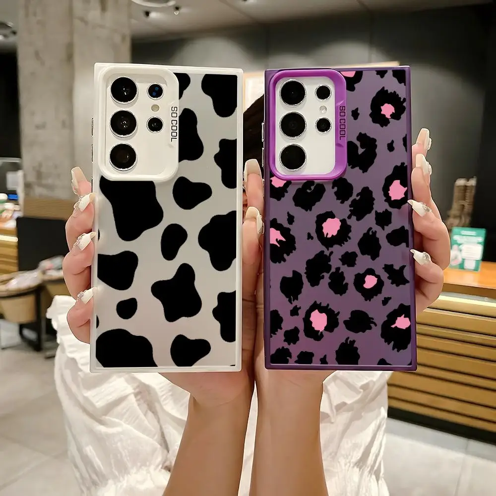 Black White Cow Print Phone Case For Samsung Galaxy S25 S24 S23 S22 S21 Ultra Plus Laser Hard Colorful Matte Shockproof