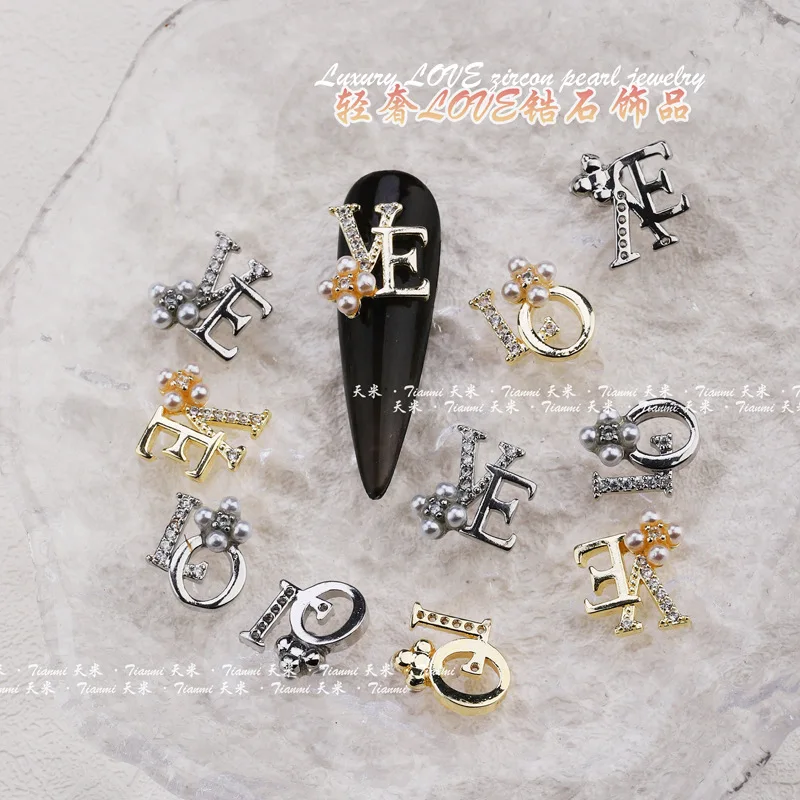 1Pair(2Pcs) LO And VE Nail Art Gold/Silver Sparkle Zircon Charms DIY Luxury Romantic Nail Pearl Alloy Charms Jewelry Strass