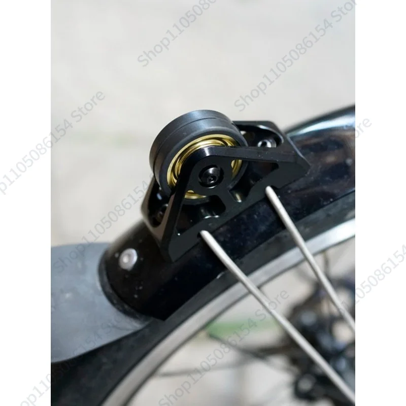 Applicable to the modification of small cloth folding bicycle accessories to implement convenience wheels, mud gear easy wheels