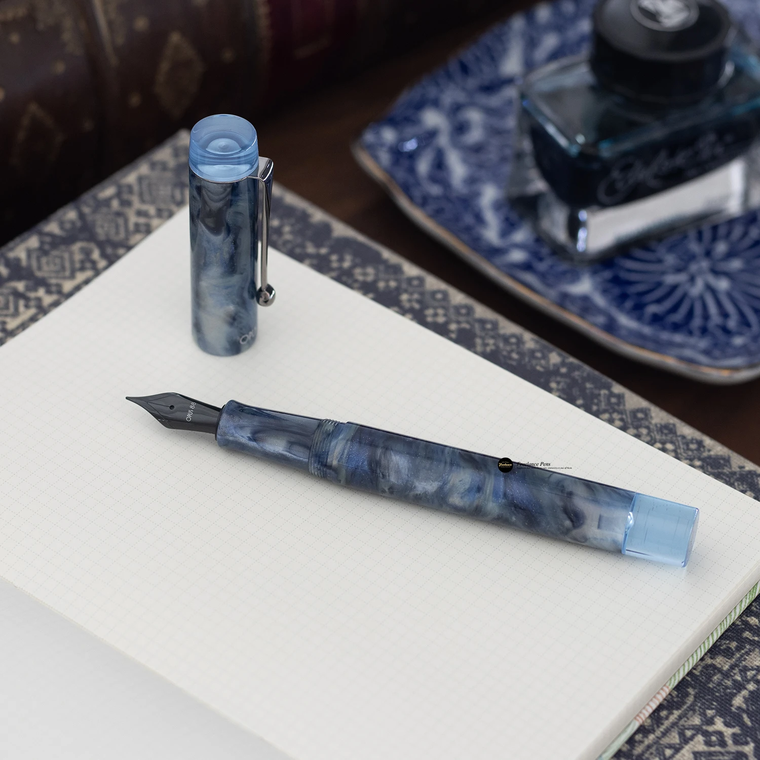 美しい OPUS 88 限定デモ ブルー サファイア アース アクリル万年筆