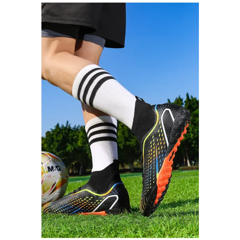

Lightweight TF FG Soccer Boots Unisex Shock Absorbing Anti Slip Wear Resistant Artificial Grass Field Sports Footwear