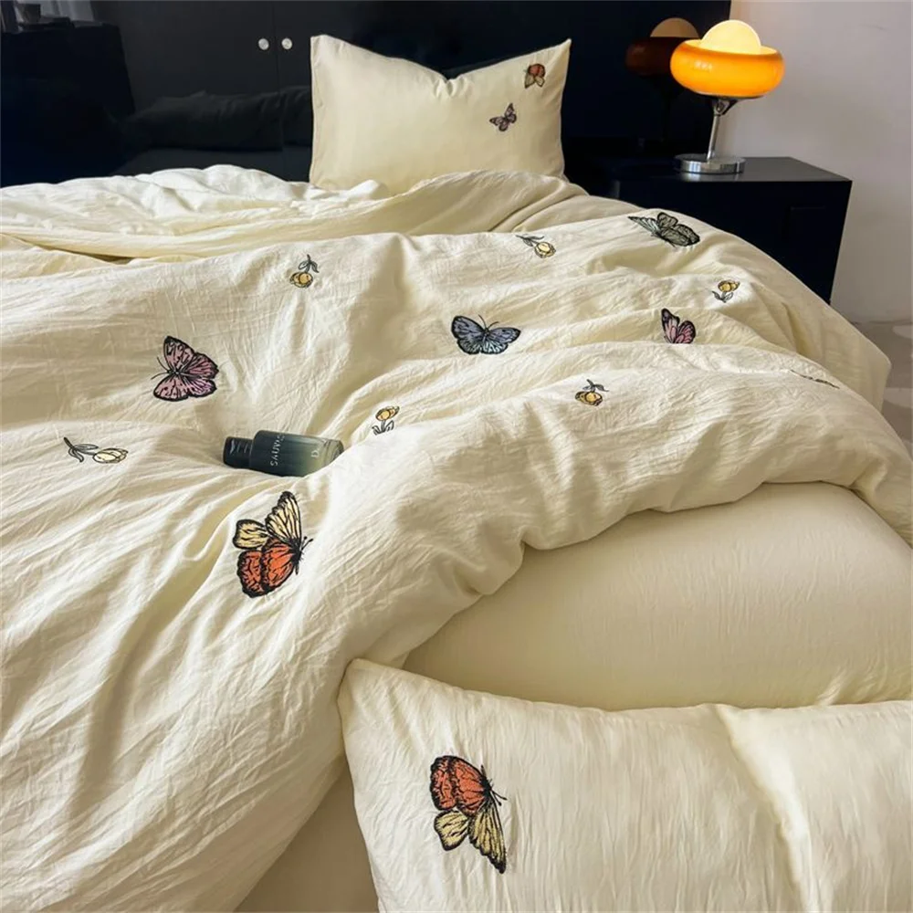 Ins Style Embroidered Butterfly Bedding Sheet Nordic Duvet Cover Set Elegant and graceful No Filling Bedding Set Soft Bedspread