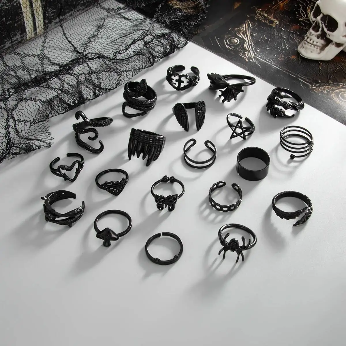 

Lacteo 20 Pcs/Set Gothic Black Spider Butterfly Snake Shape Open Rings Trendy Creative Hollow Star Heart Rings Halloween Jewelry