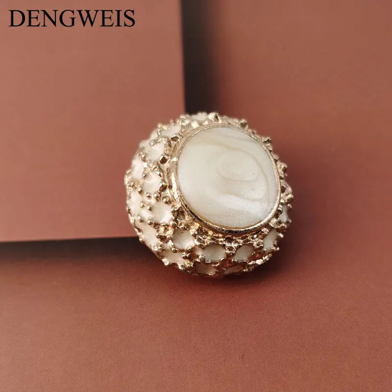 High Quality Fashion Luxury Metal Gold Buttons for Clothing Crown Pearl Ball Vintage Decorative Coat Sewing Accessories New 3pcs