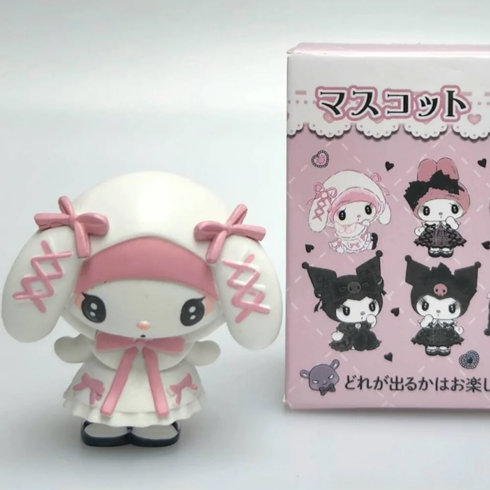 Sanrio 4cm Mini Kuromi My Melody caja ciega figuras de personajes de dibujos animados muñecas bolsa sorpresa lindo modelo colección juguete regalo de Navidad