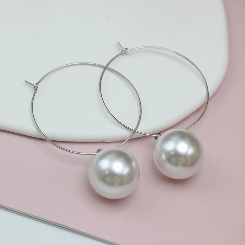 Exaggerated Big Pearl Pendant Hoop Earrings for Women European American Personality Minimalist Hip Hop Loop Brincos Jewelry Gift