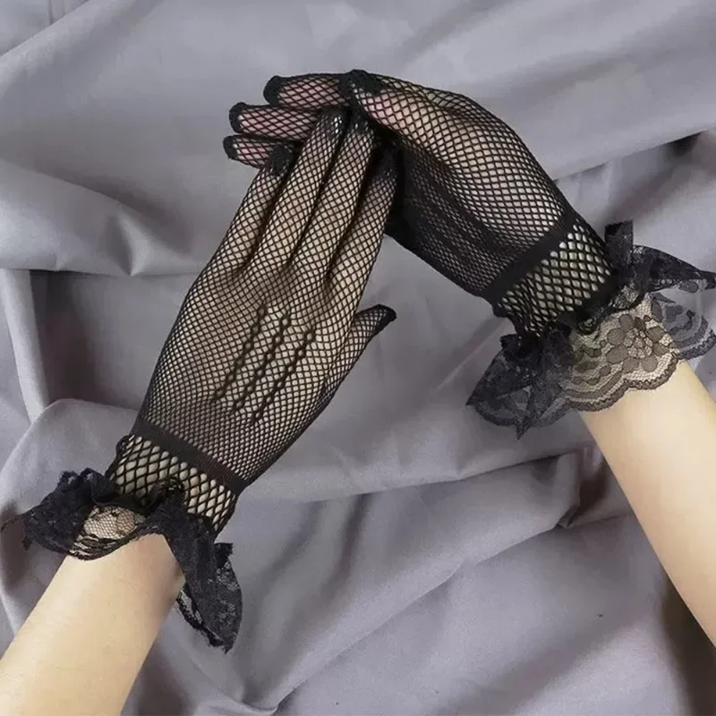 

Ultra Thin Mesh Gloves Summer Women Girls Highly Elastic Black White Gloves Breathable Comfortable Printed Gloves Fashion Gift