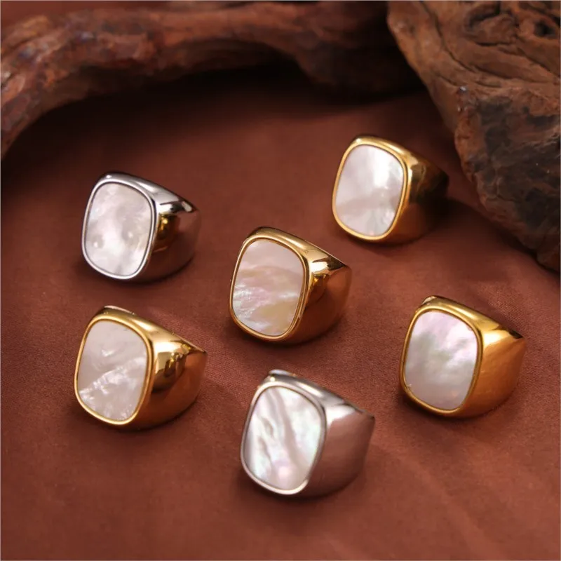 Elegant One Size Fits All Ring With White Shell For Women Stainless Steel Gold Plated Women\'s Adjustable Rings Woman Figer Ring
