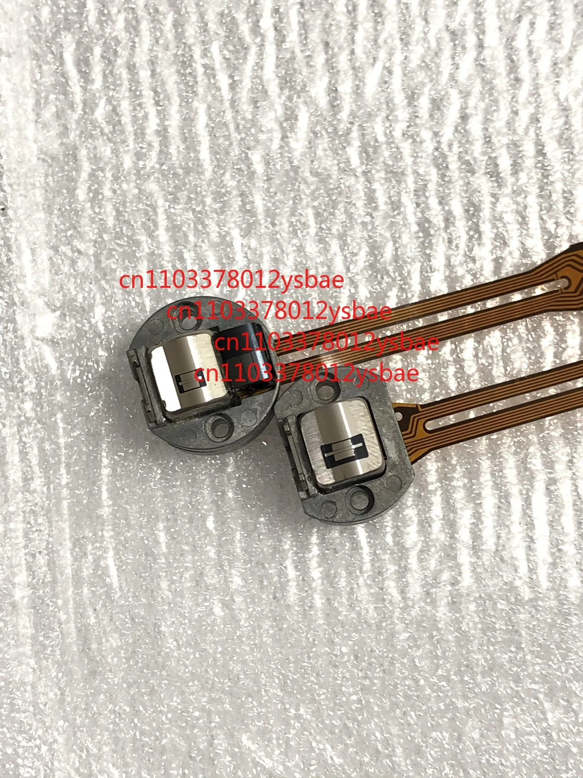 

2 шт. магнитные головки для кассеты JVC354 с линией (1 стирание + 1 воспроизведение)