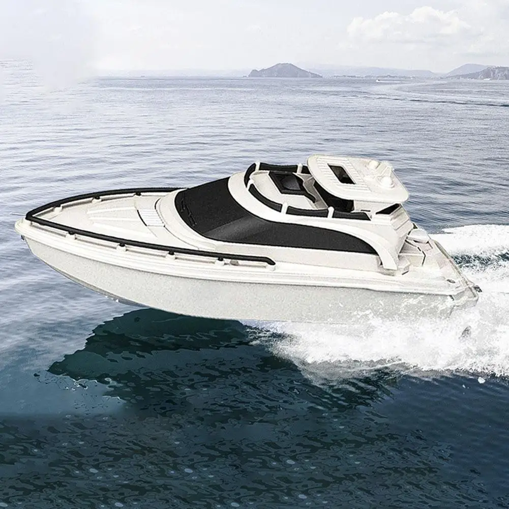 Remote Control Boats Can Be Launched To Simulate High-Speed Speedboats Electric Steamboats Children Boys Water Park Toys Outdoor