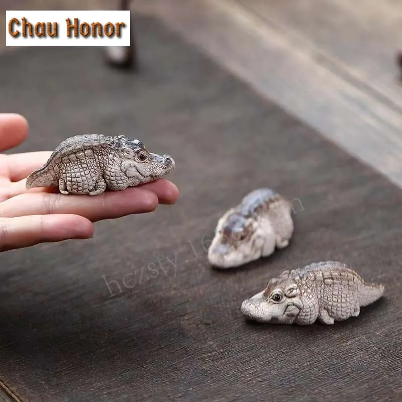 Chinese Yixing Purple Clay Tea Pet Lucky Crocodile Statue Ornaments Tea Play Figurine Desktop Crafts Zisha Tea Set Decoration