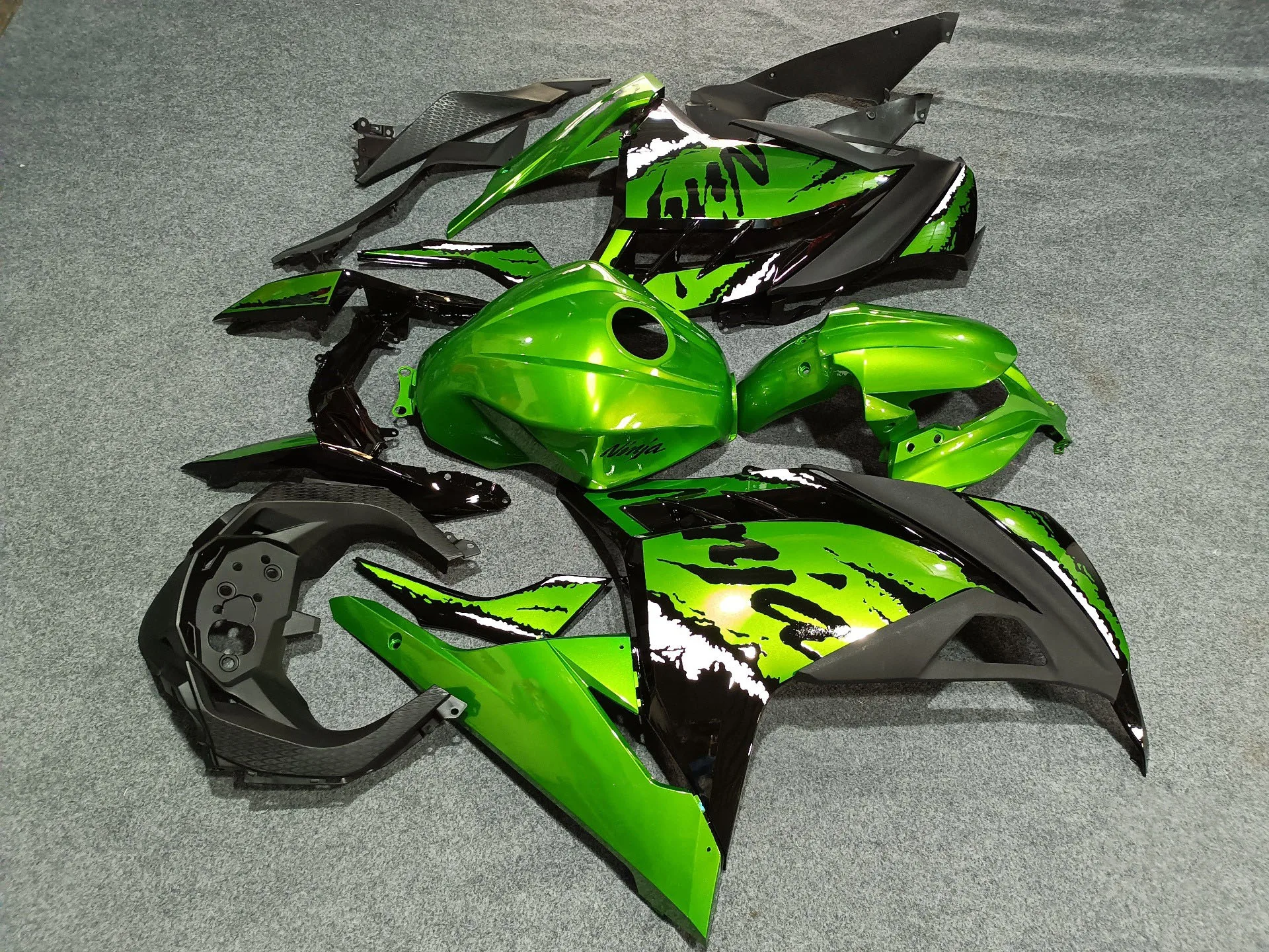 Fairings kit fit For ninja 300 ninja300 2013 2014 2015 2016 2017 EX300 ZX300R Motorcycle Accessories ABS Plastic Housing