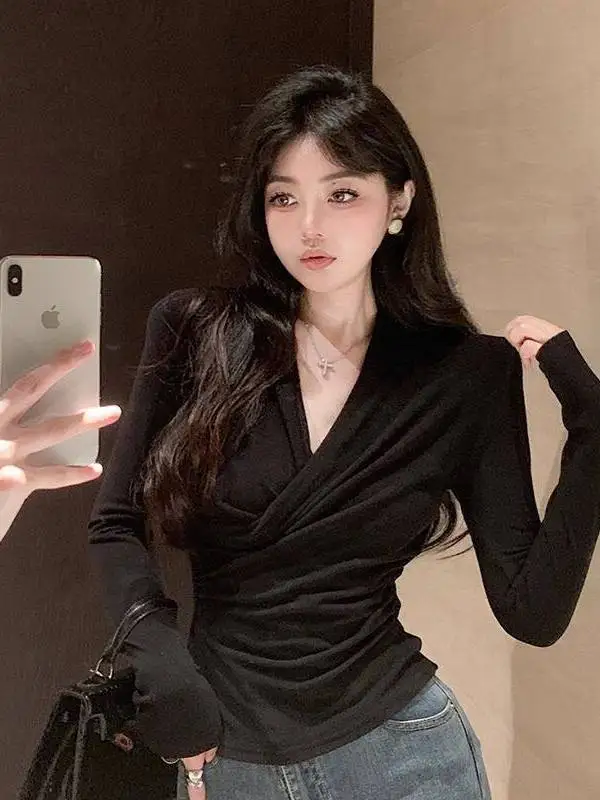 

Slimming Long Sleeve Base Shirt for plus Size Women Cross Waist Design Korean Style Spring Autumn Fashionable Inner Wear