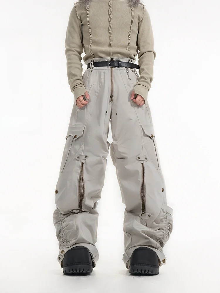 

Ретро-рабочие брюки для мужчин: функциональные, повседневные, осенне-зимние, с манжетами, деконструированным дизайном, дышащие, эластичные, приятные к телу.